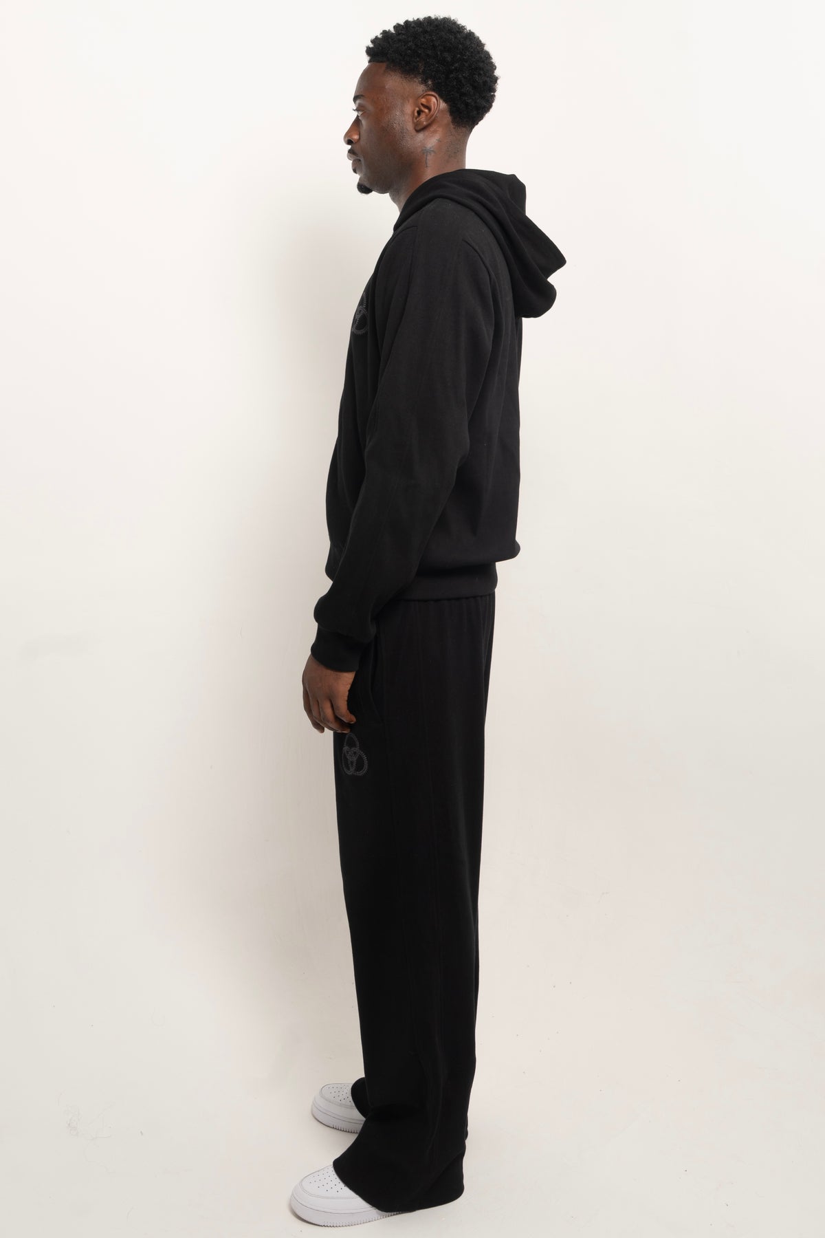 KULT3 SUIT JET BLACK